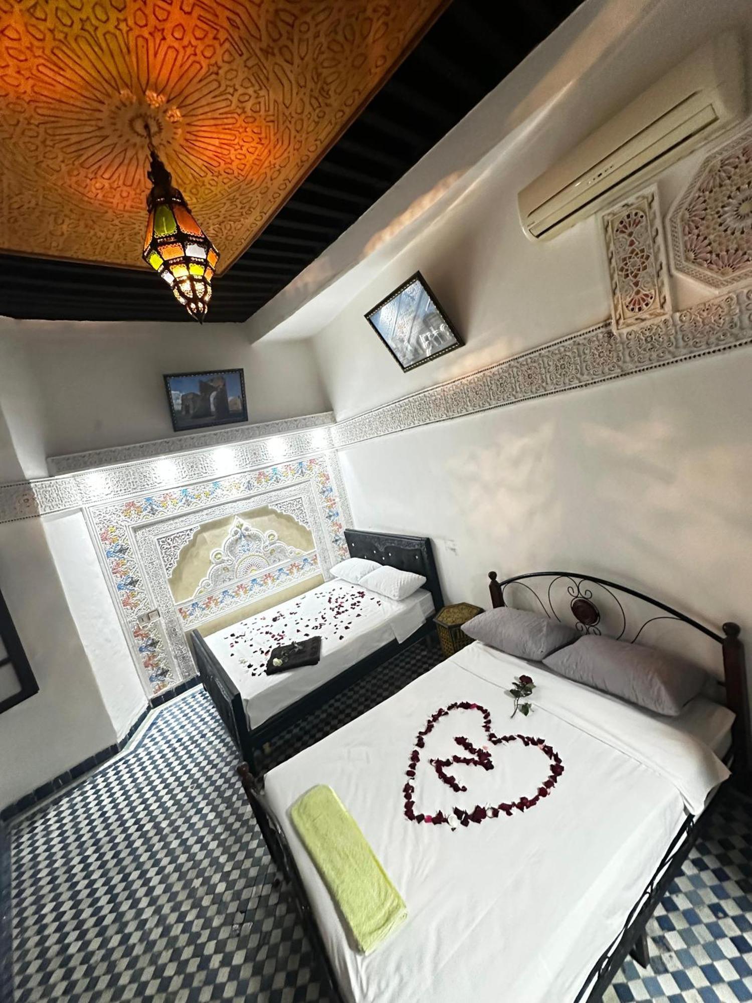 Riad Zohor Фес Экстерьер фото
