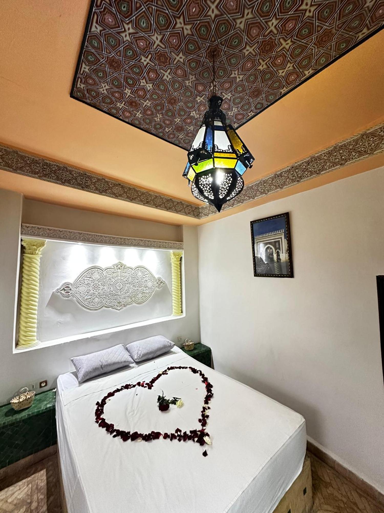 Riad Zohor Фес Экстерьер фото